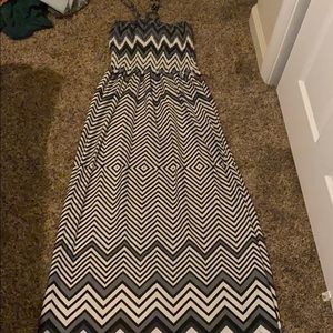 Maxi dress. Halter. Small